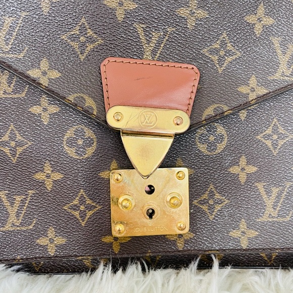 SOLD ONLINE - Picture 5 of 16